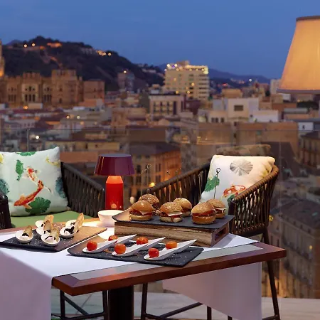 Hotel H10 Croma 4*