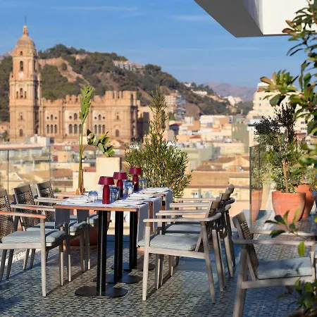 Hotel H10 Croma 4*