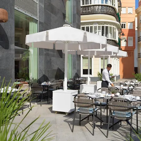 Hotel H10 Croma 4*