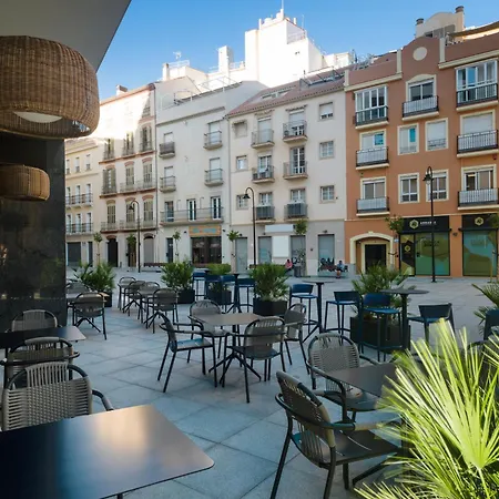Hotel H10 Croma 4*